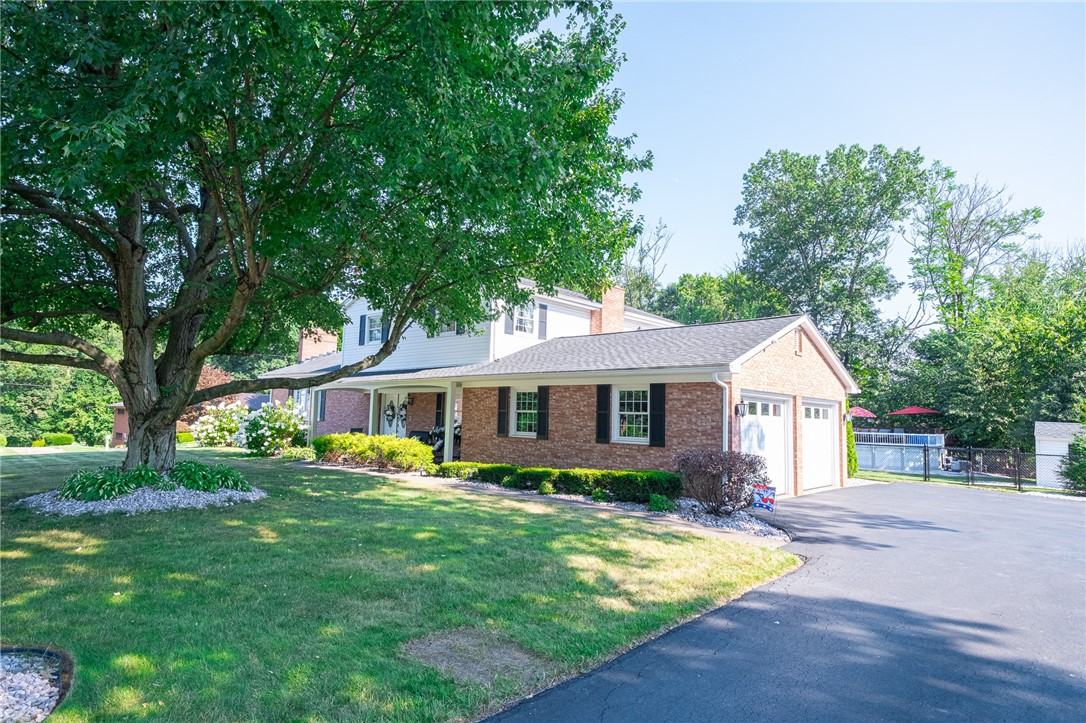 99 Forest Dr