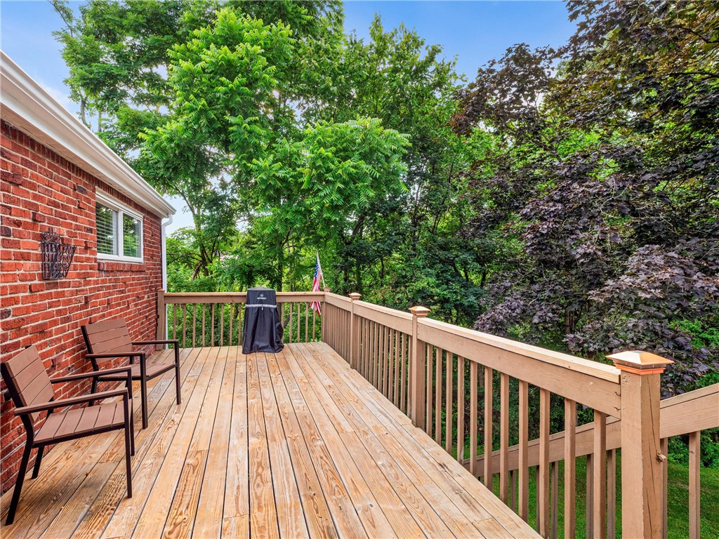 23 Greenview Drive