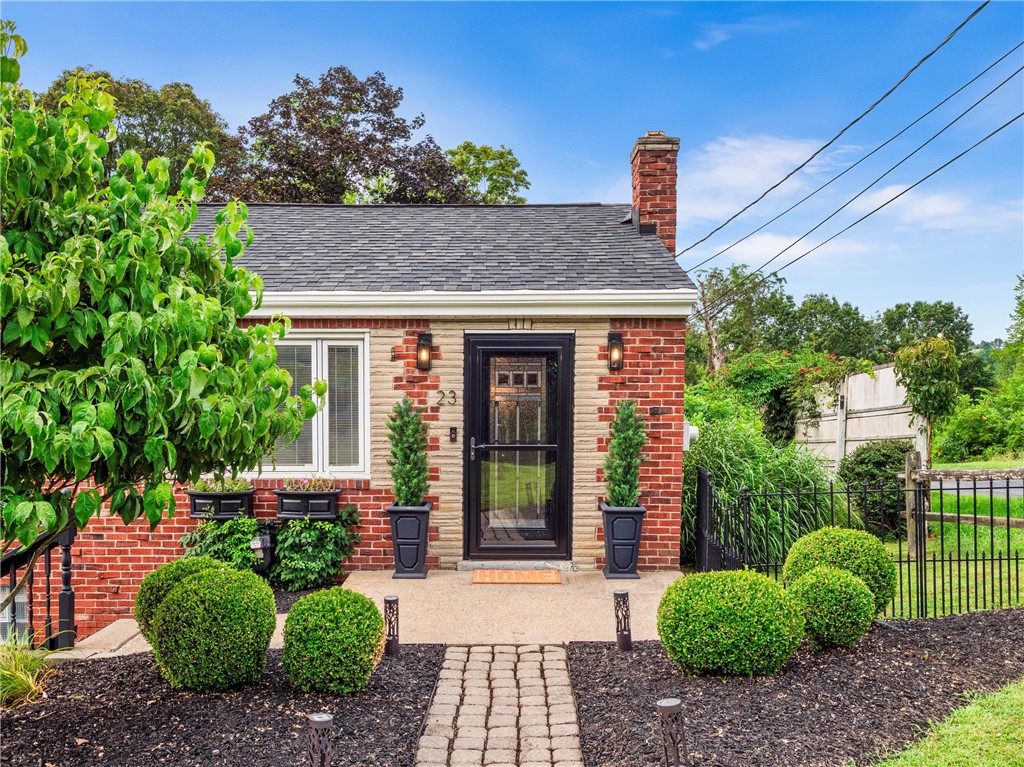 23 Greenview Drive