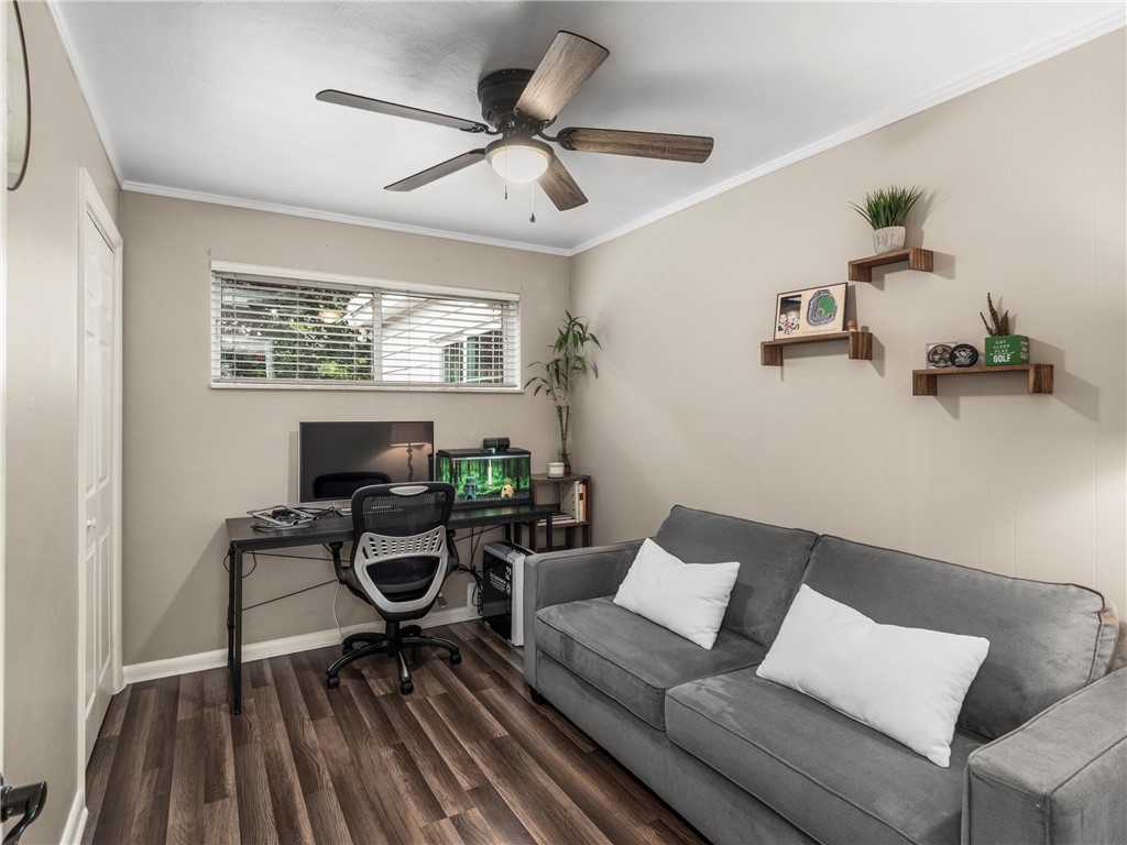 23 Greenview Drive