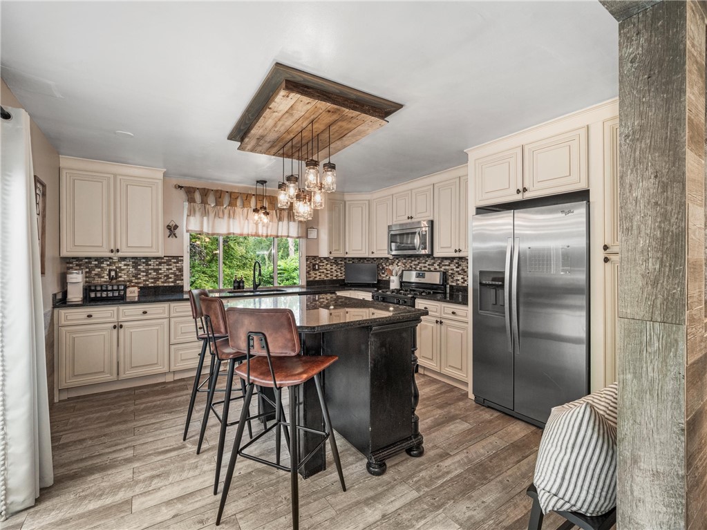 23 Greenview Drive