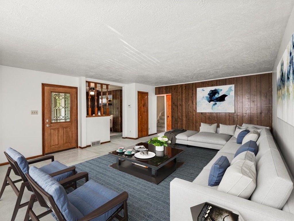 2027 Oriole Dr