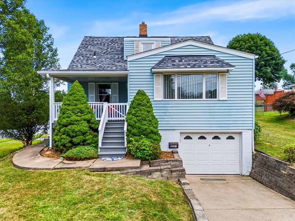 2027 Oriole Dr