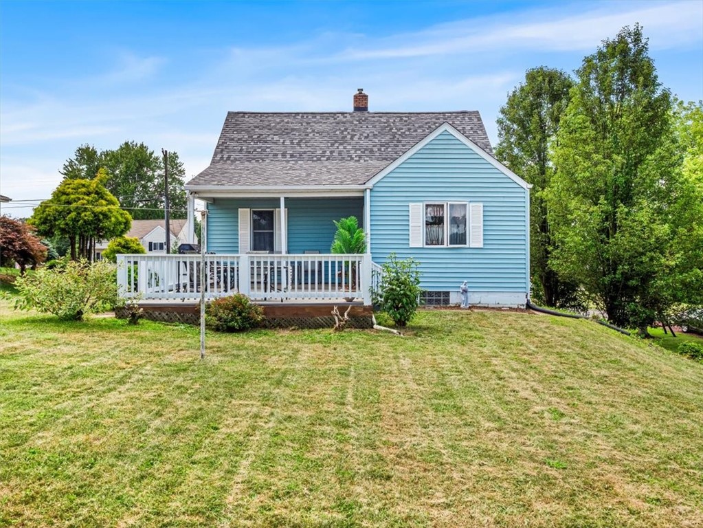 2027 Oriole Dr