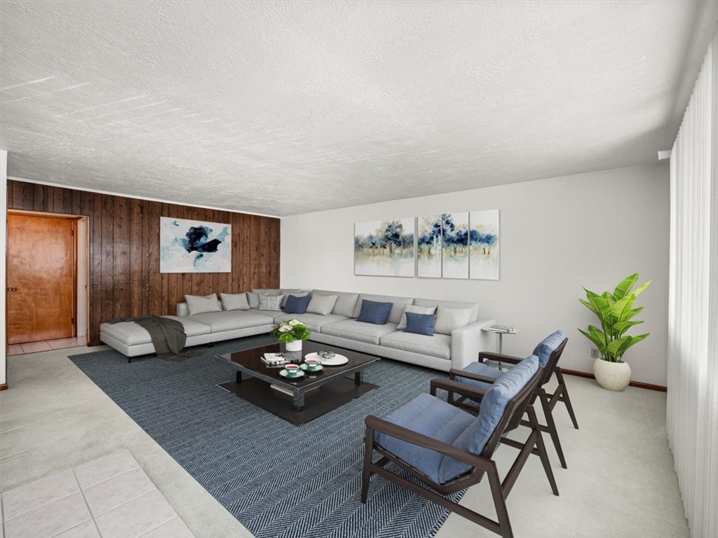 2027 Oriole Dr