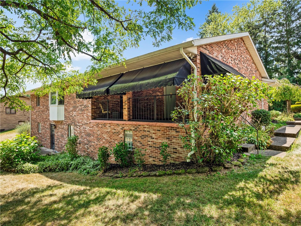 494 Angela Drive