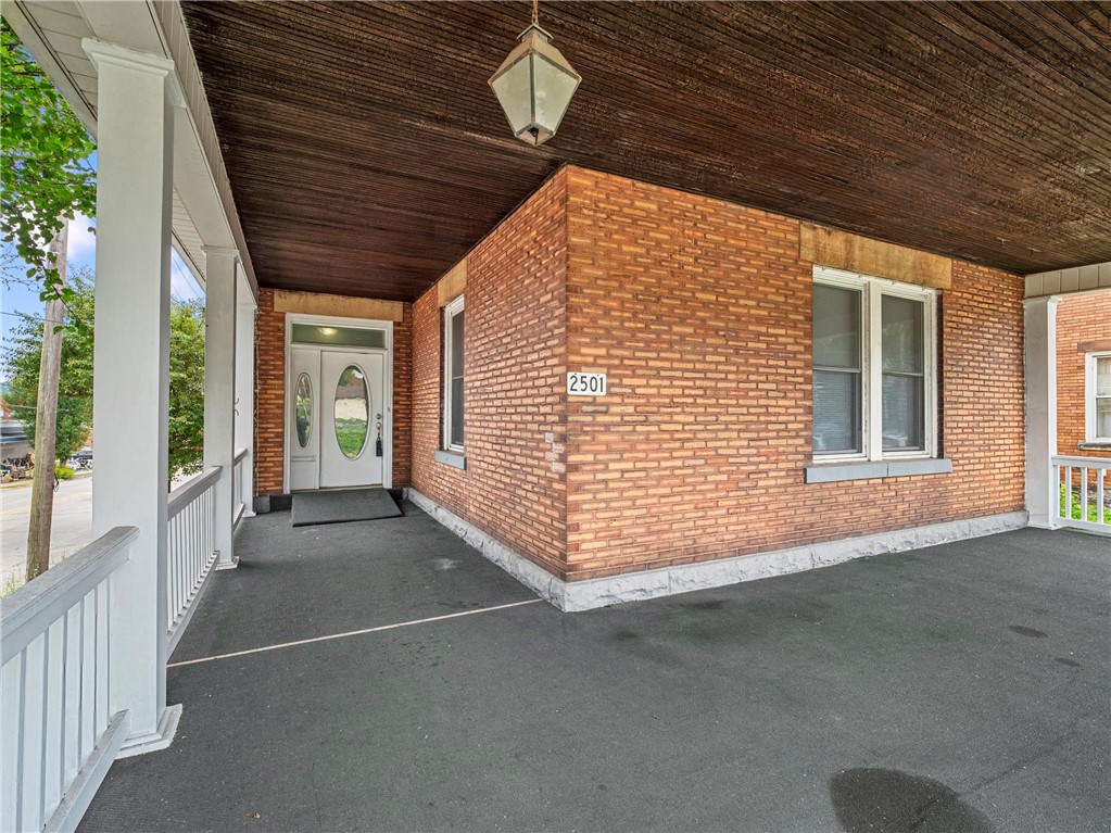2501 2nd Ave
