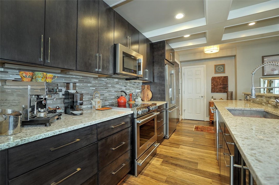 320 Fort Duquesne Blvd 16K