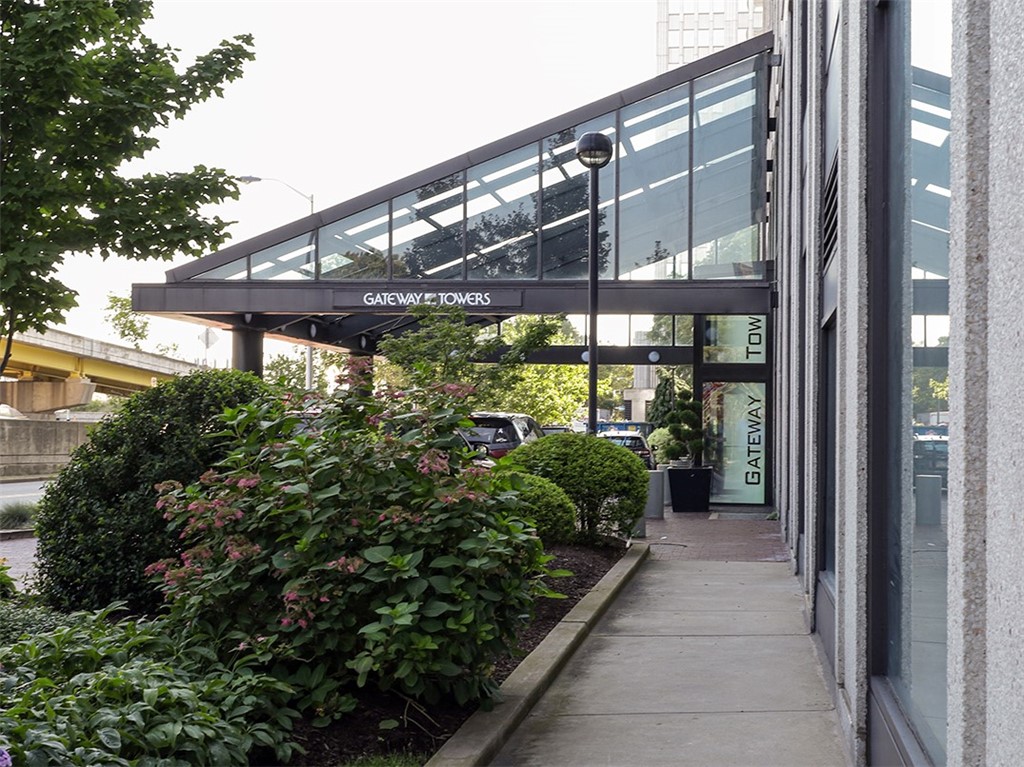 320 Fort Duquesne Blvd 16K