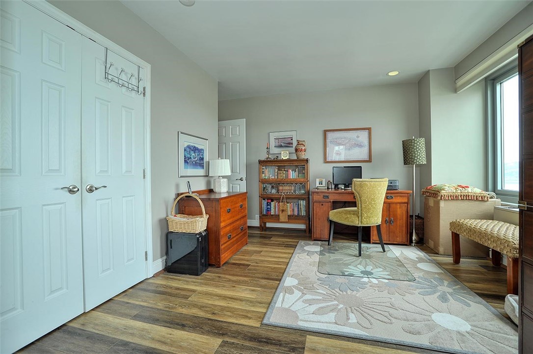 320 Fort Duquesne Blvd 16K