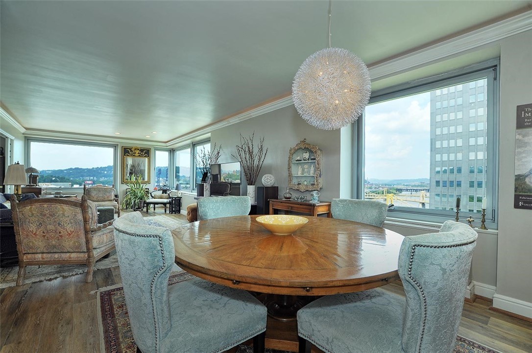 320 Fort Duquesne Blvd 16K