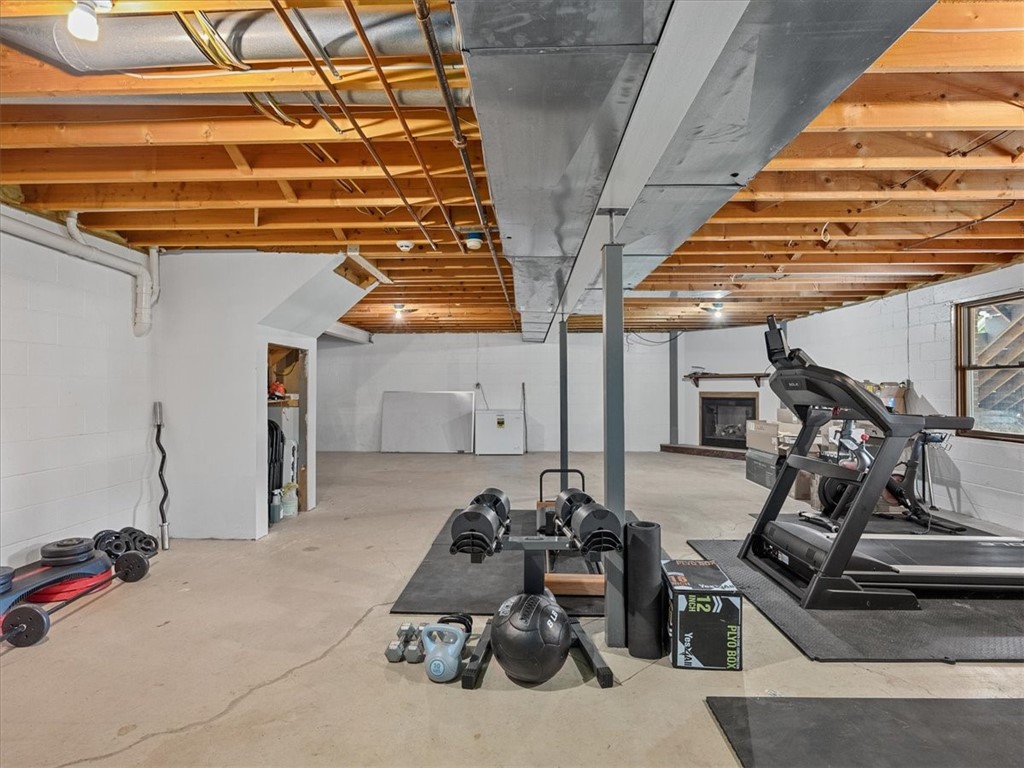 3369 Brodhead Rd