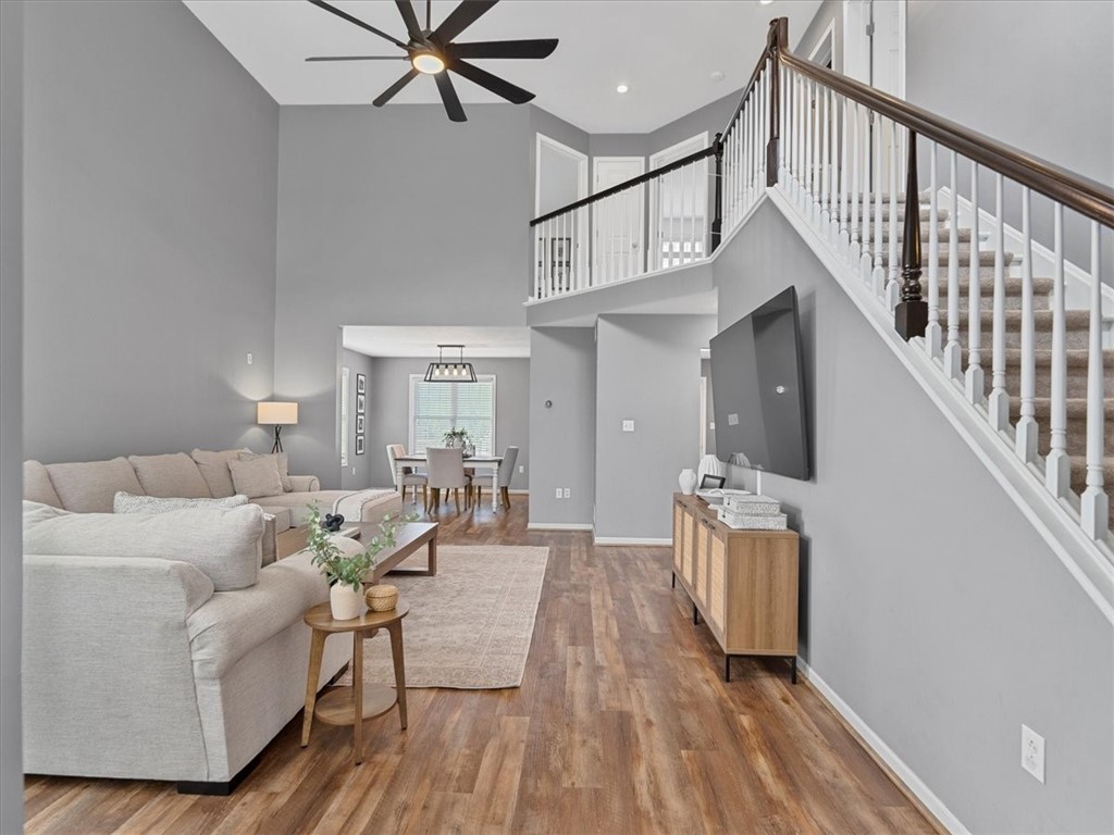 3369 Brodhead Rd