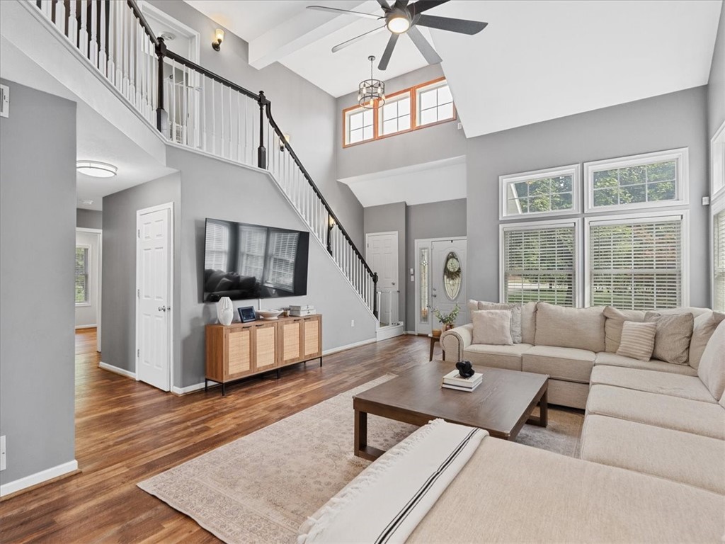 3369 Brodhead Rd