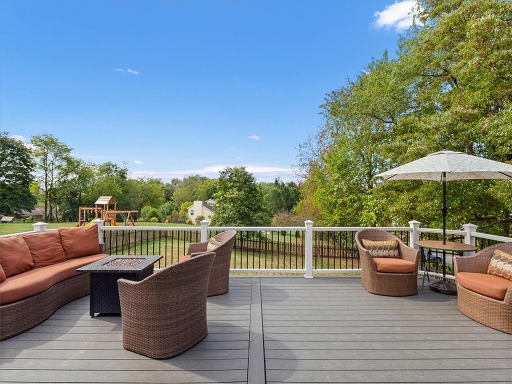 3369 Brodhead Rd