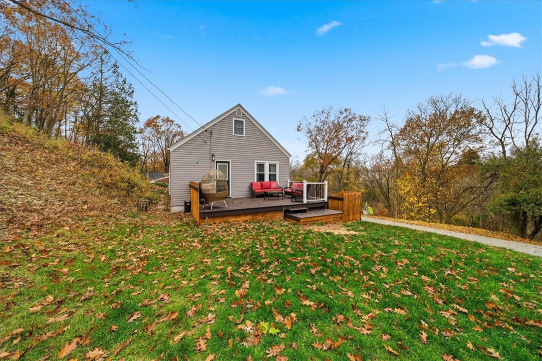 1807 Wade Street Extension