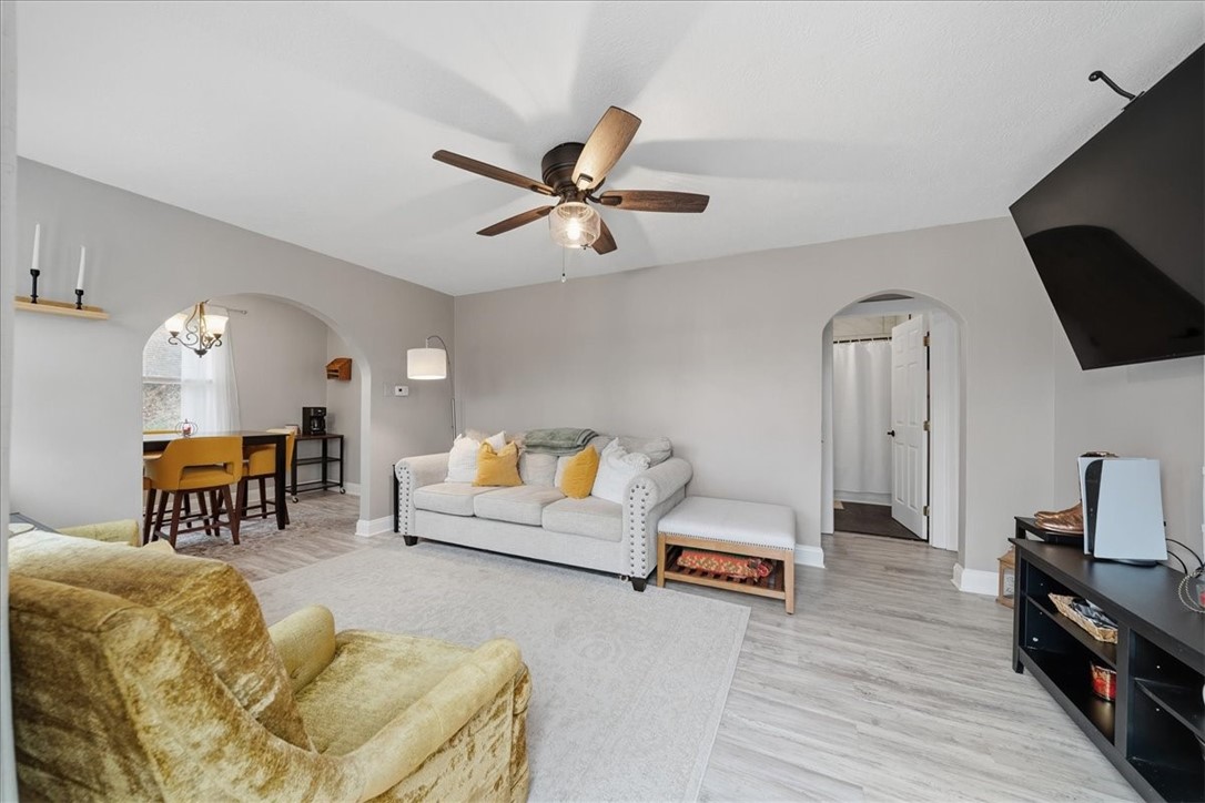 1807 Wade Street Extension