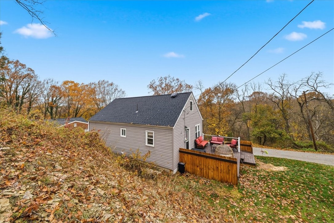 1807 Wade Street Extension