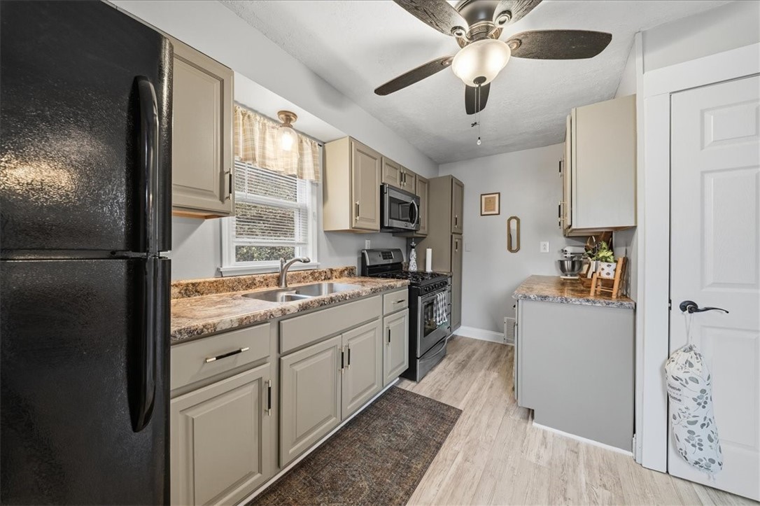 1807 Wade Street Extension