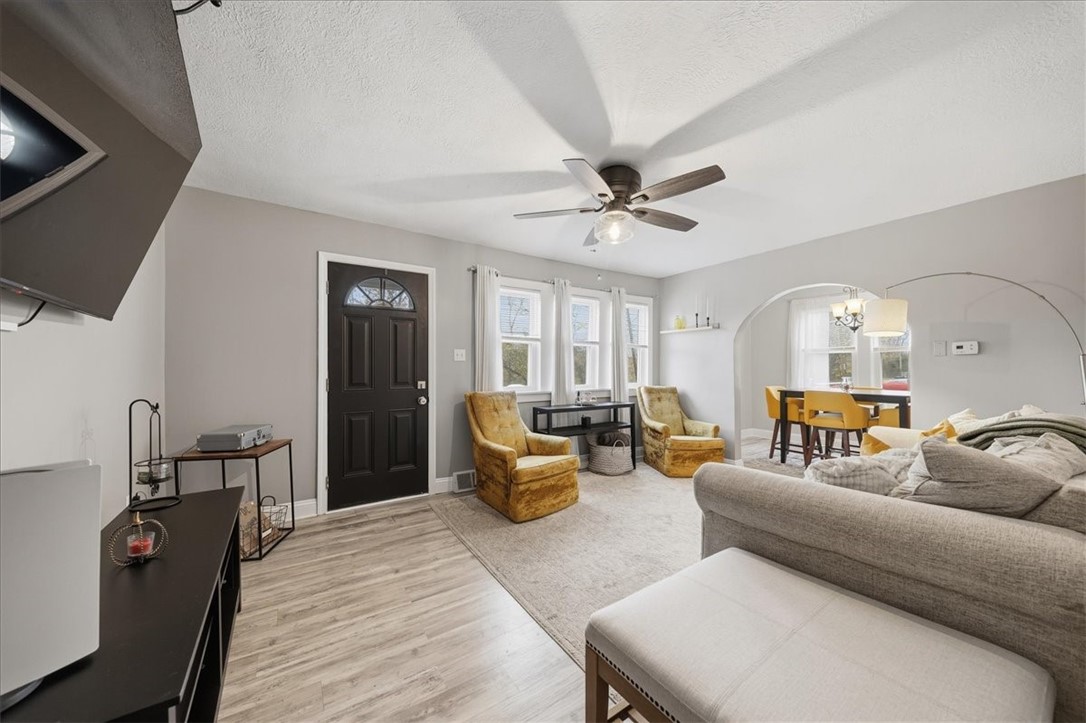 1807 Wade Street Extension