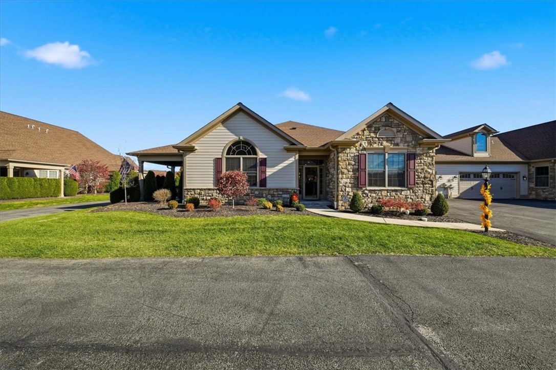 4003 Abbie Ln