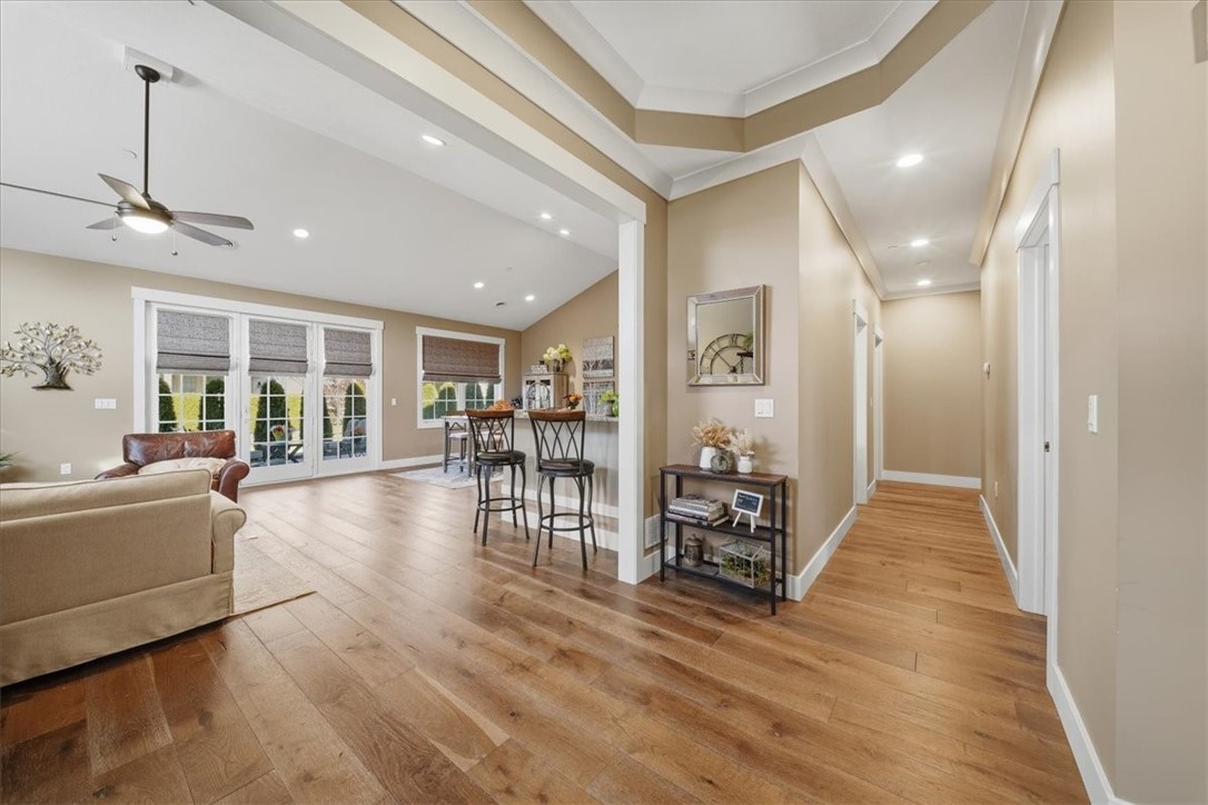 4003 Abbie Ln