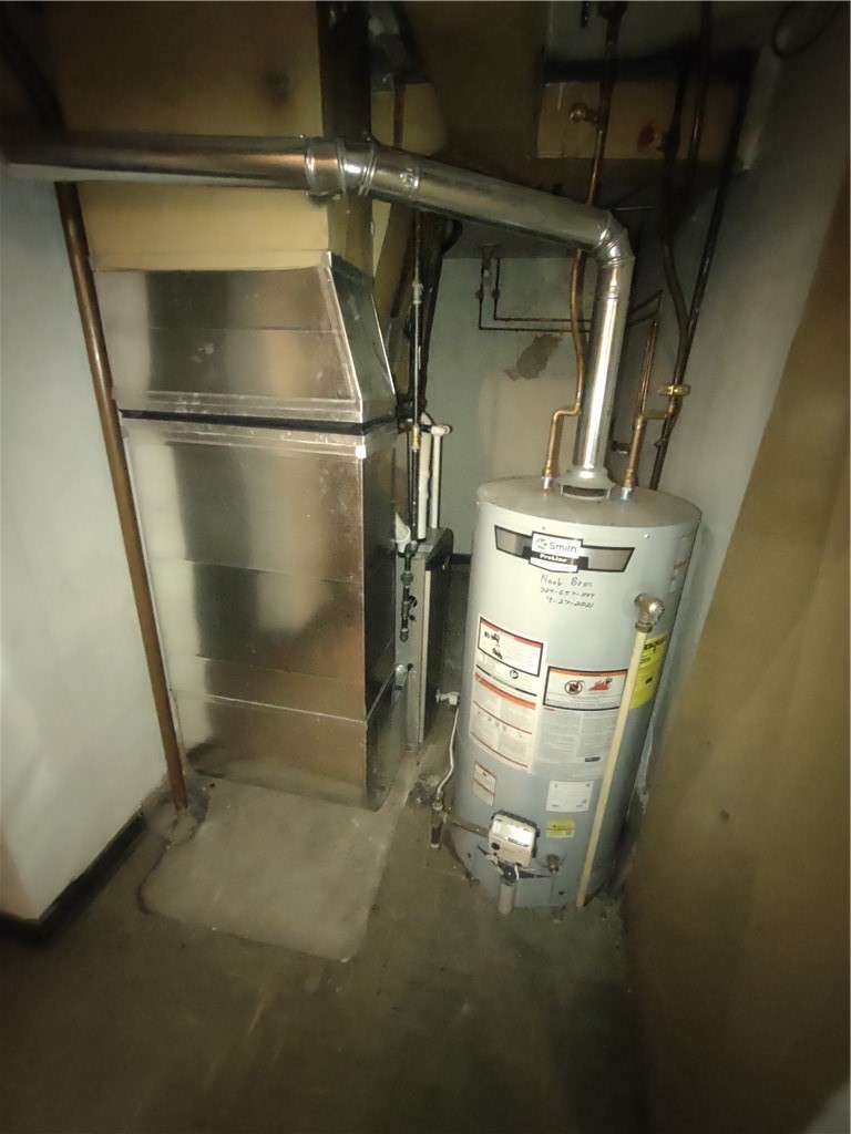 721-723-725 Lawrence Ave