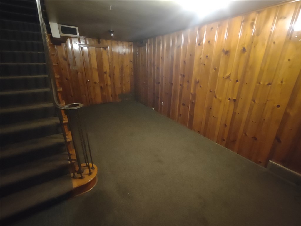 721-723-725 Lawrence Ave