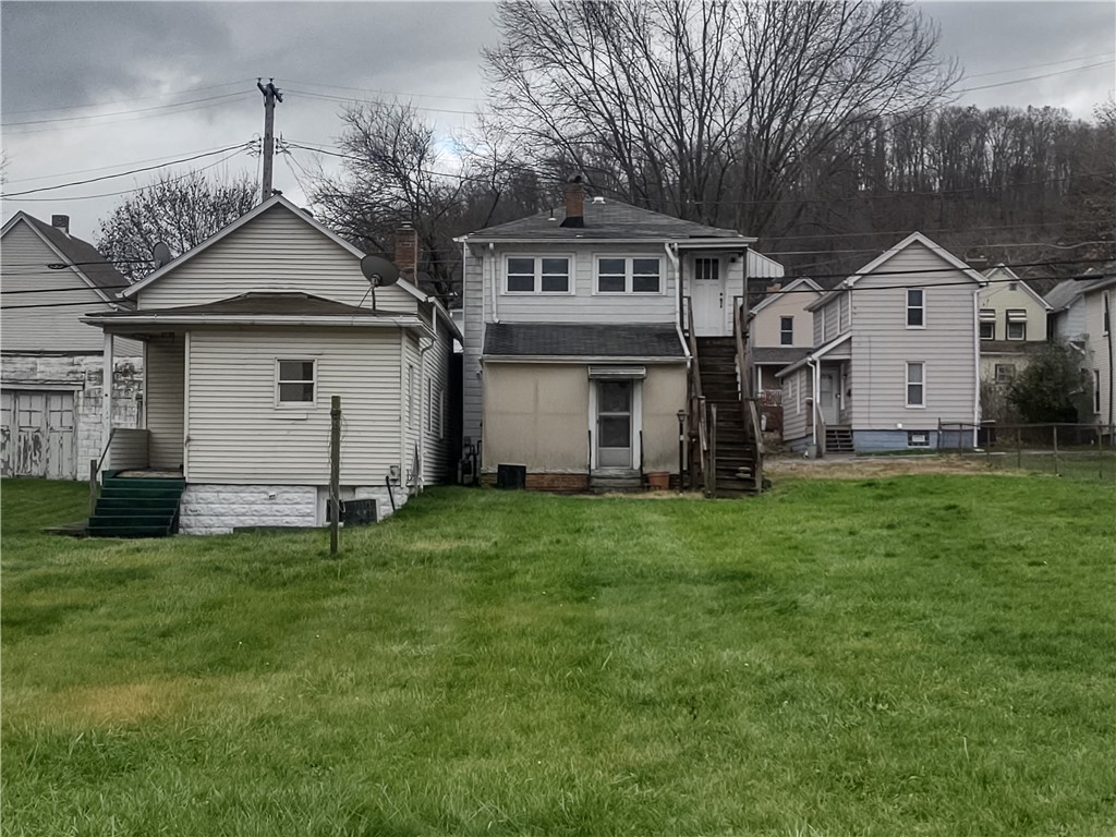 721-723-725 Lawrence Ave.