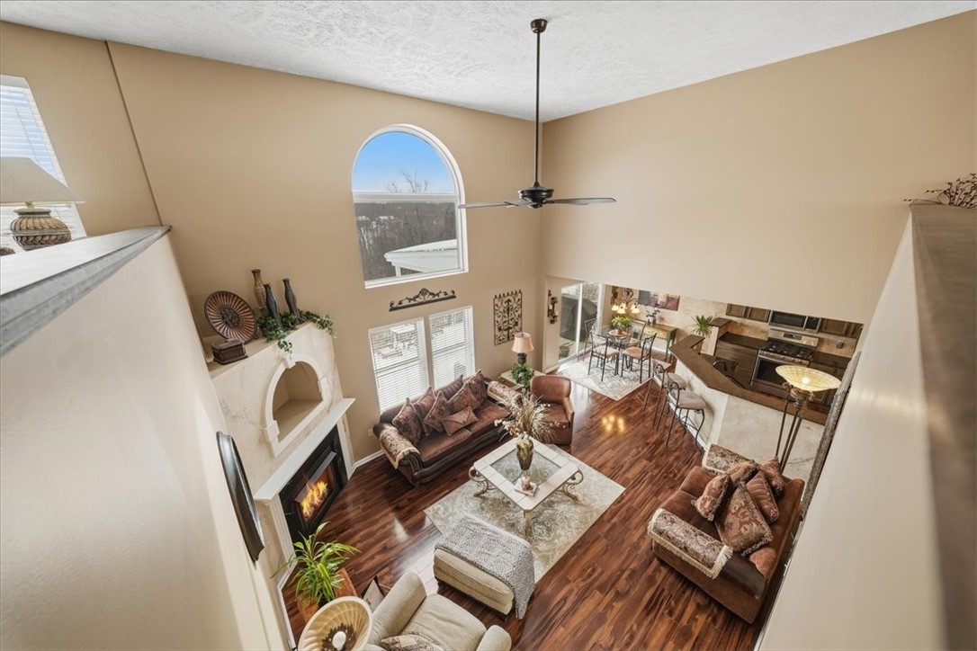 140 Cedar Ridge Dr