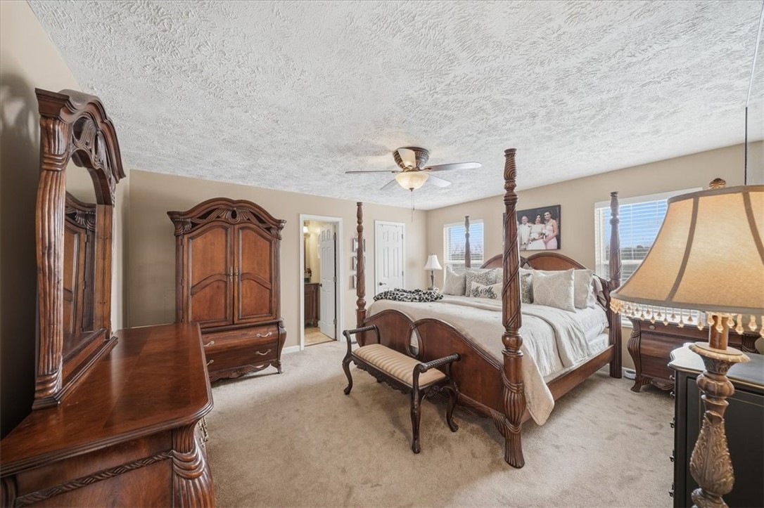 140 Cedar Ridge Dr