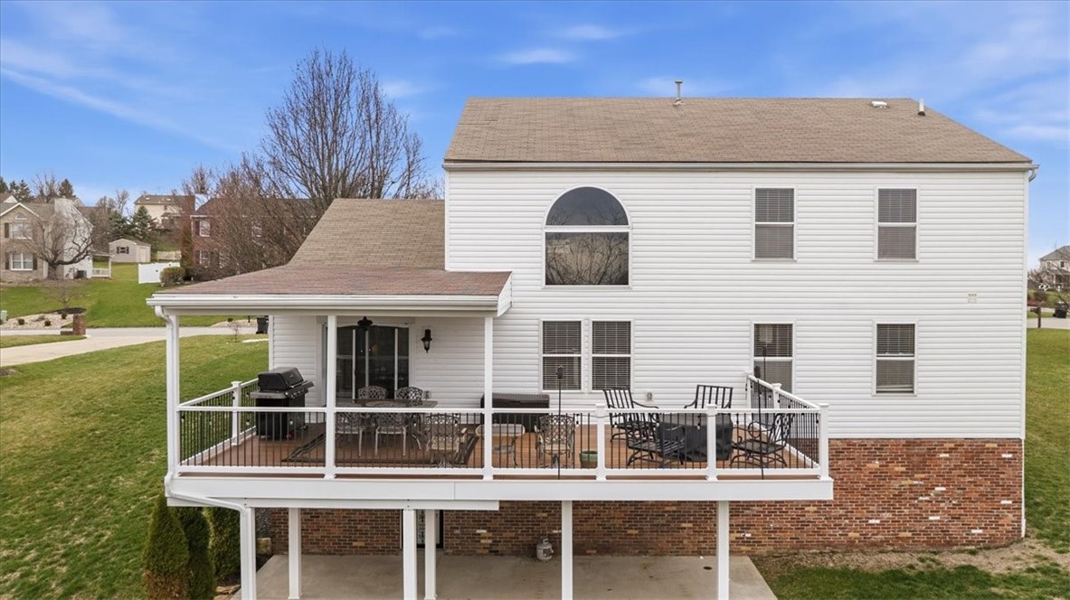140 Cedar Ridge Dr