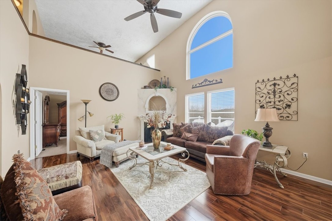 140 Cedar Ridge Dr