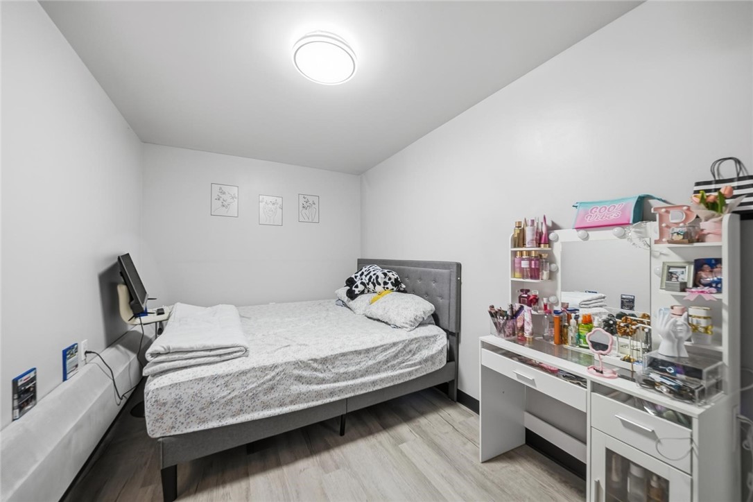 111-121 Locust Street