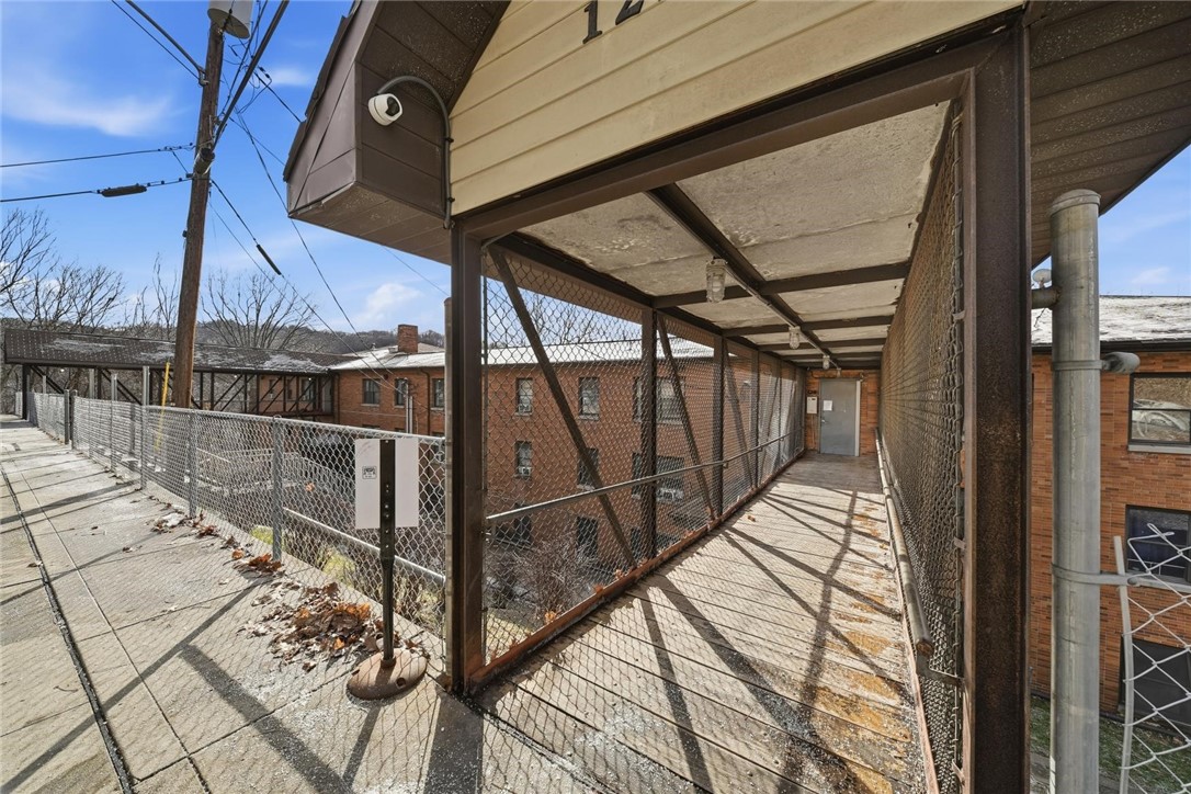 111-121 Locust Street