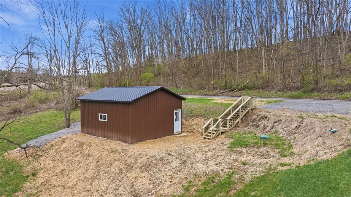 190 Stitt Rd