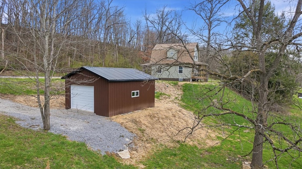 190 Stitt Rd