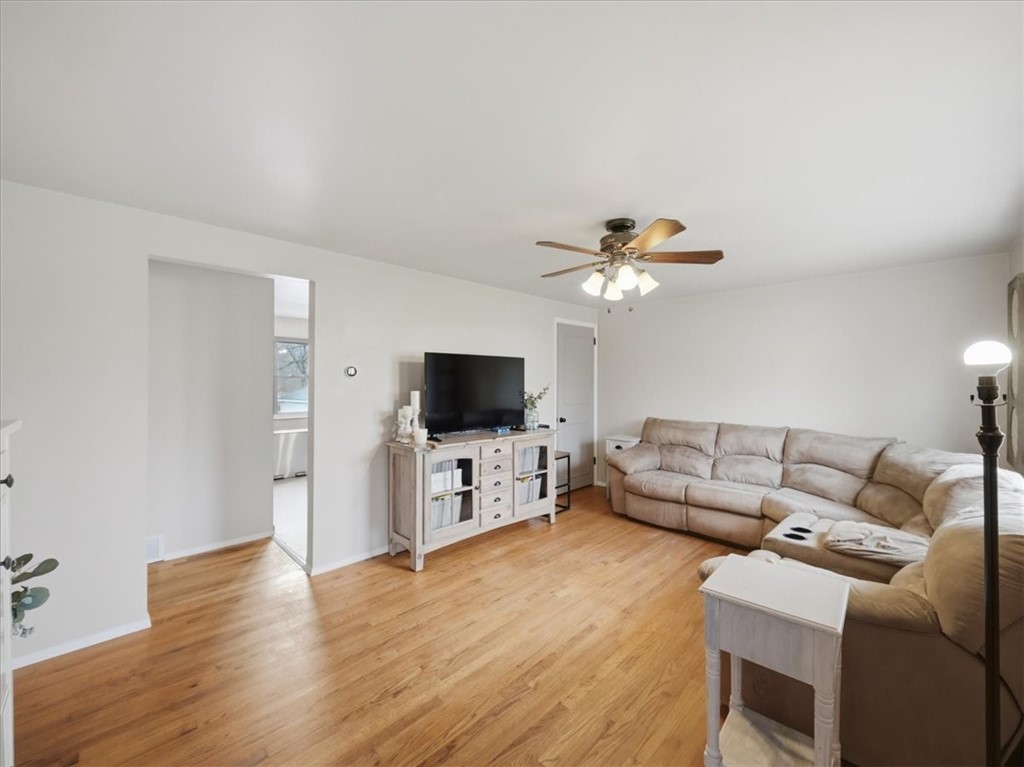 134 York Way