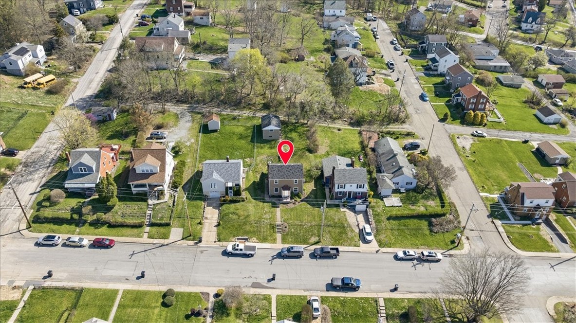 608 Grand Ave