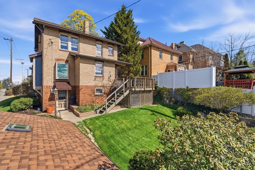 165 George St