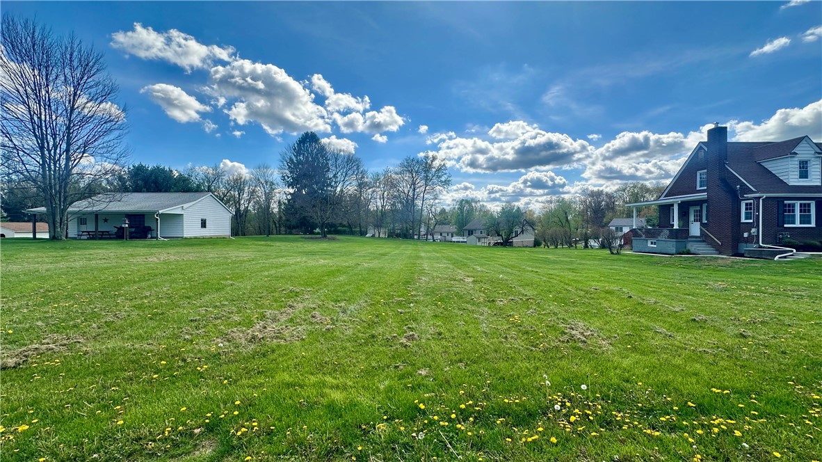 00 Lot Tuscarawas Road