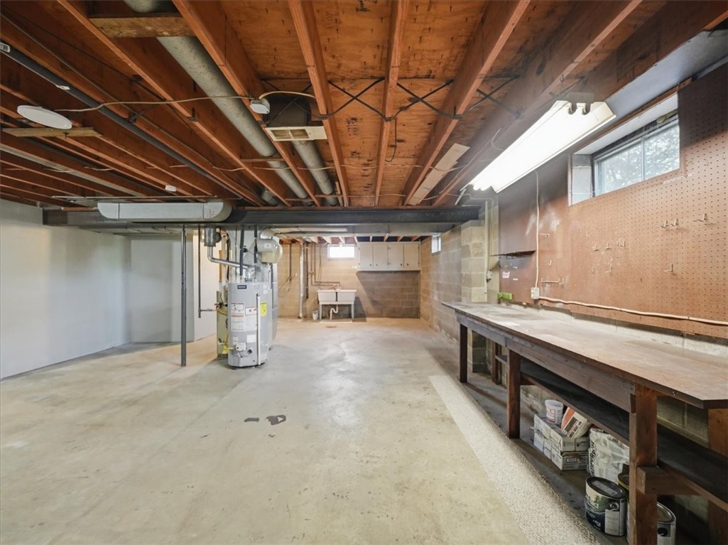 105 Louise St