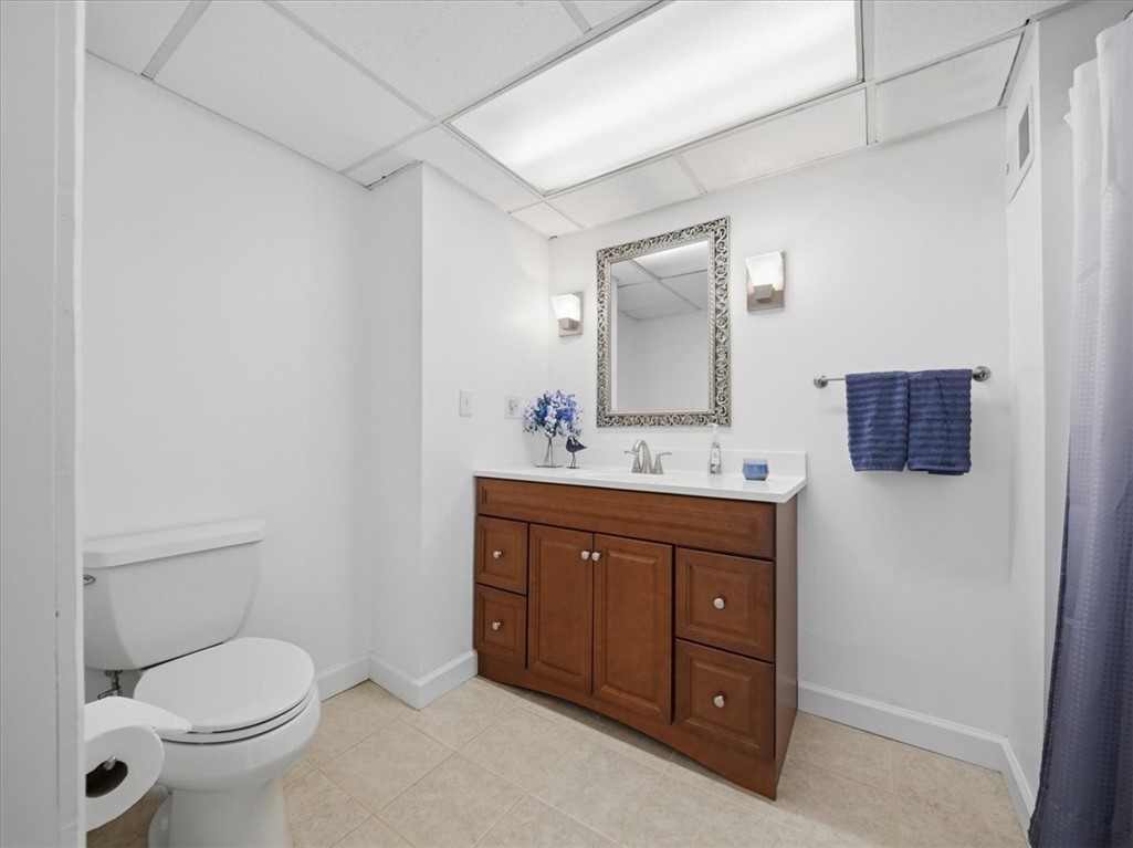 105 Louise St
