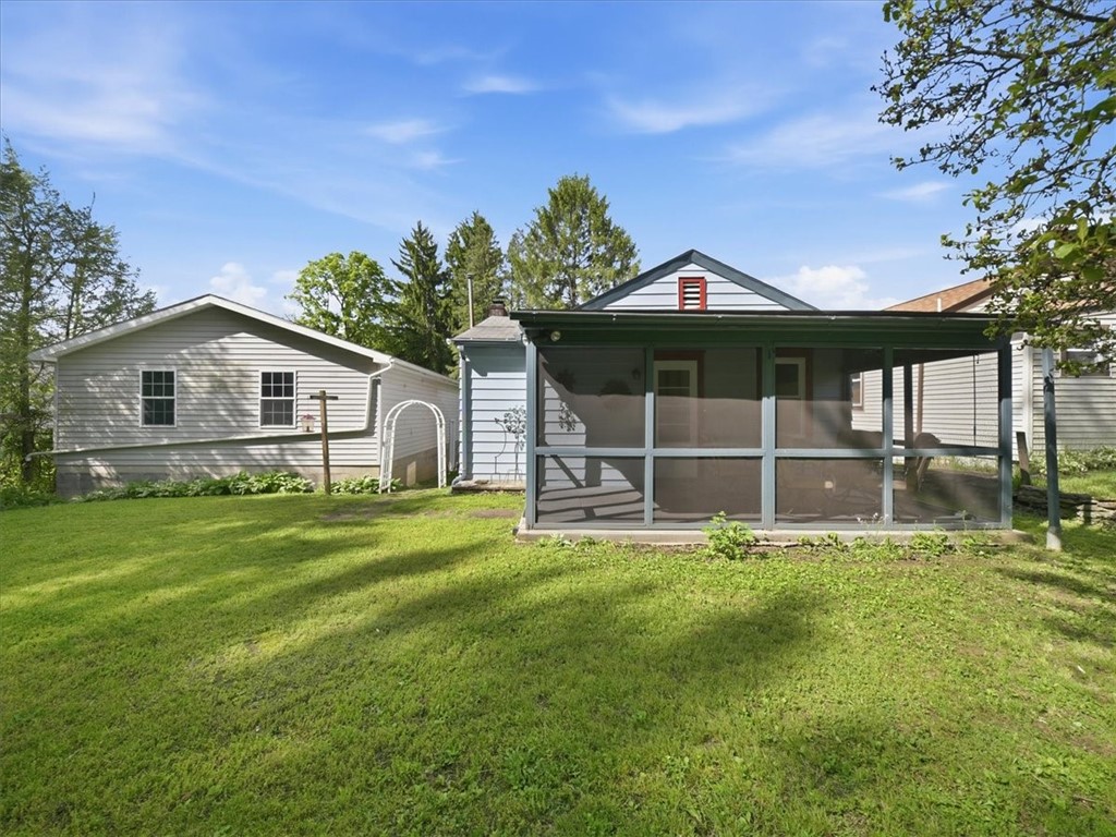 1306 Chapel Rd