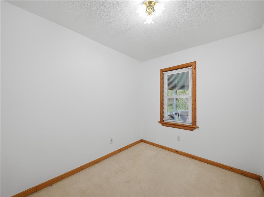 1306 Chapel Rd
