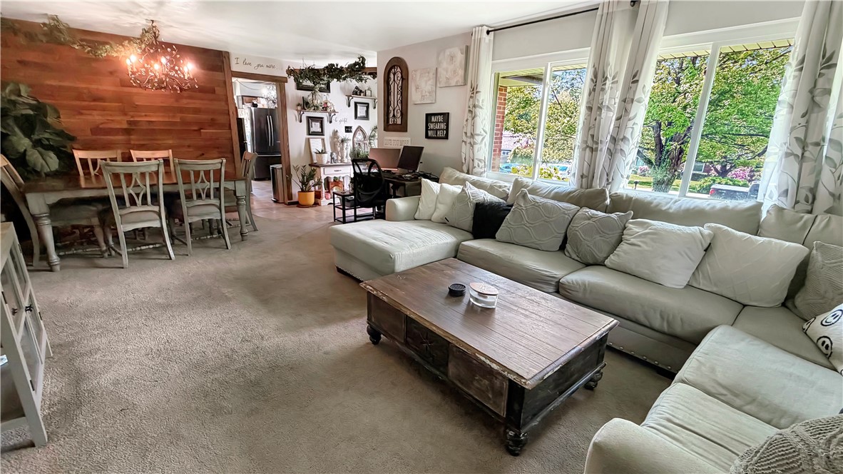 108 Arrowhead Dr