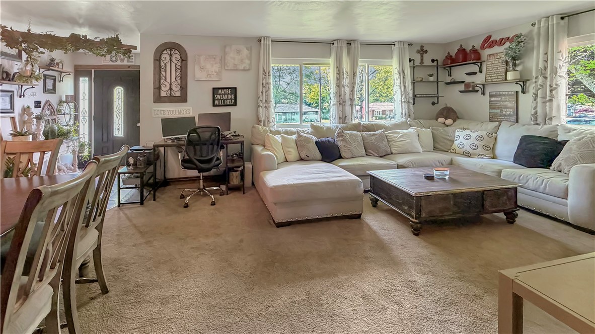 108 Arrowhead Dr