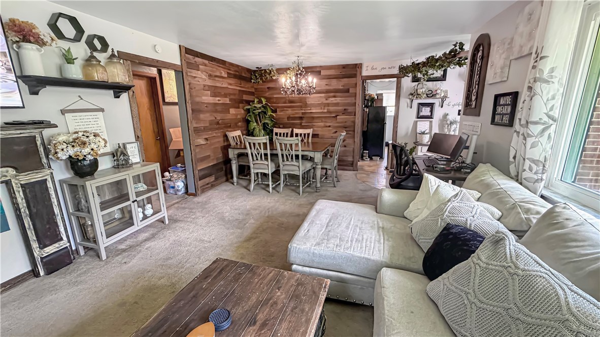 108 Arrowhead Dr