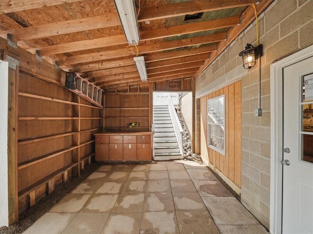 405 Forrest Hill Rd