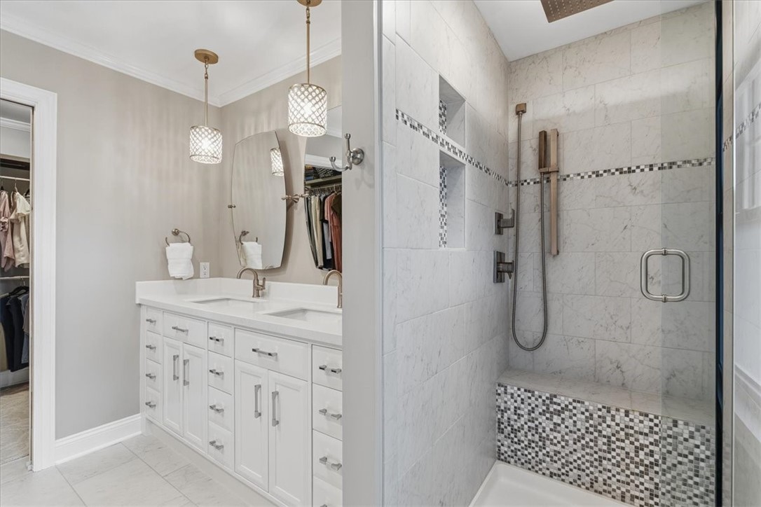 105 Appletree Dr